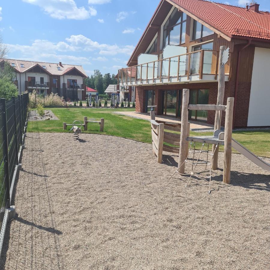 Lebskie Zacisze - Apartamenty Lebska Ostoja- Piaskowa Zarnowska Kültér fotó