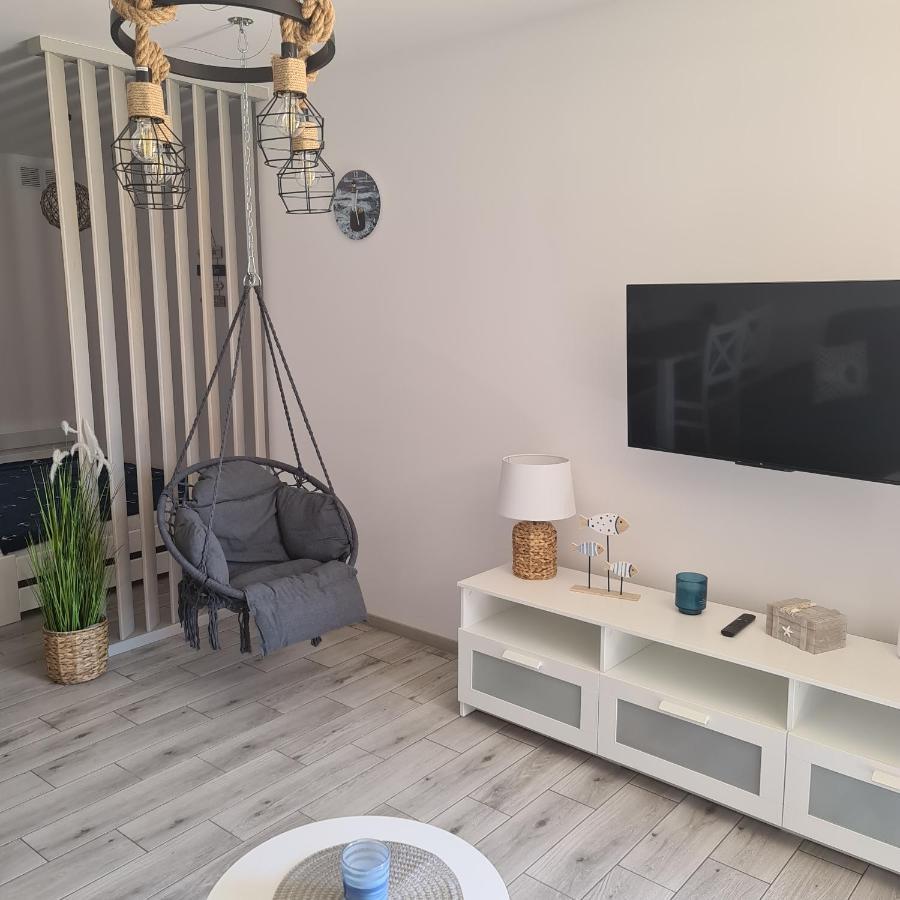 Lebskie Zacisze - Apartamenty Lebska Ostoja- Piaskowa Zarnowska Kültér fotó