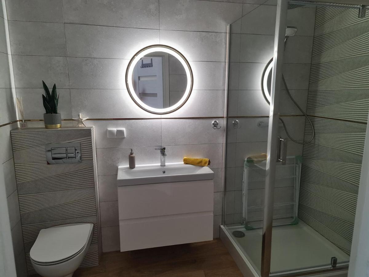 Lebskie Zacisze - Apartamenty Lebska Ostoja- Piaskowa Zarnowska Kültér fotó