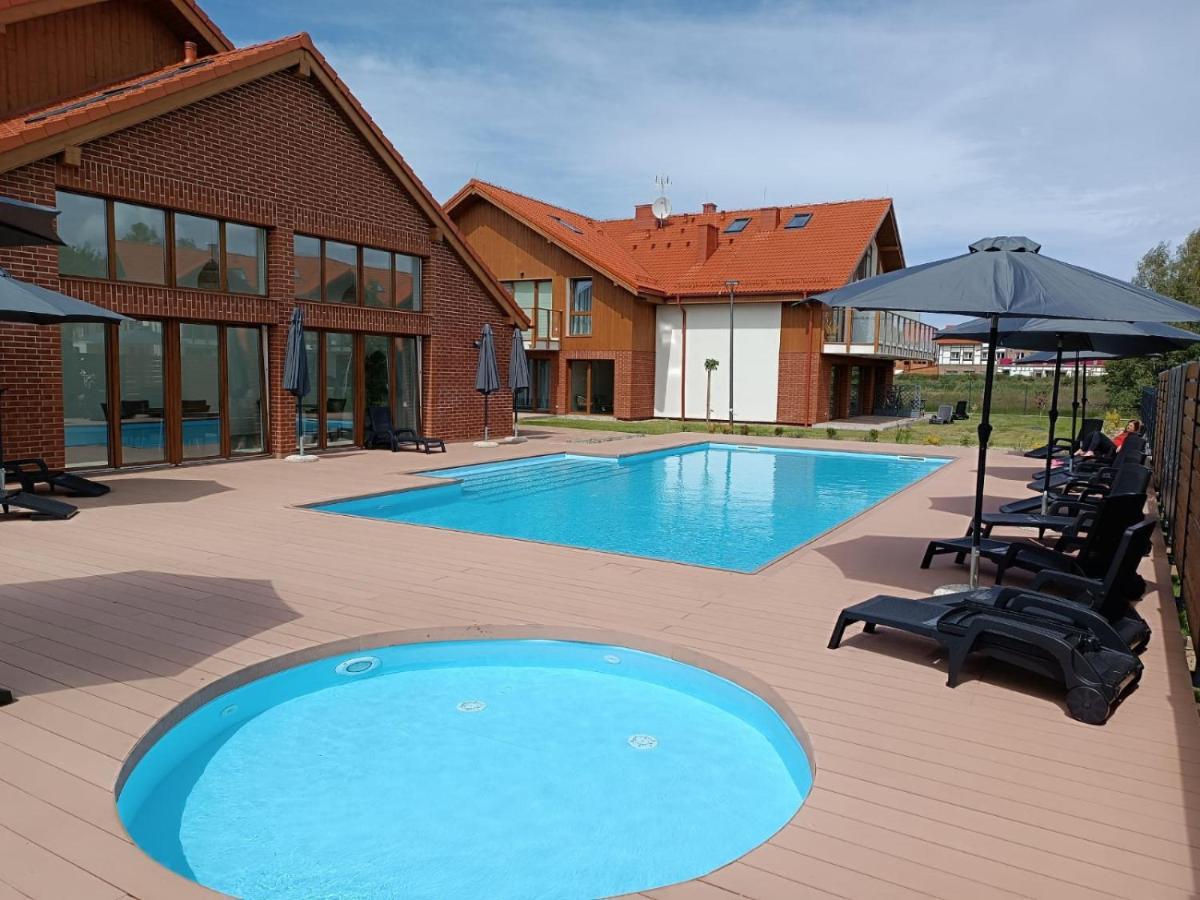 Lebskie Zacisze - Apartamenty Lebska Ostoja- Piaskowa Zarnowska Kültér fotó